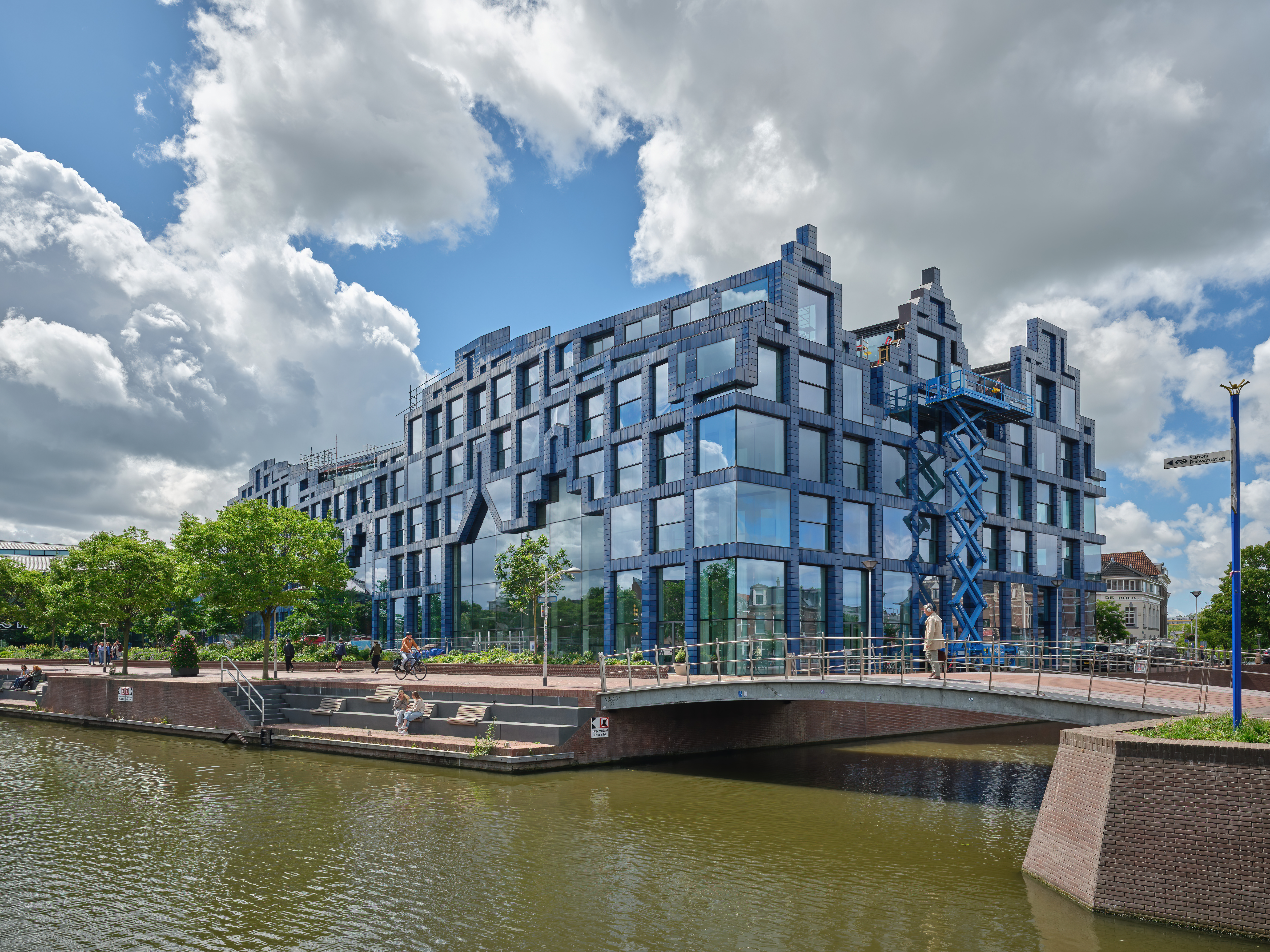 Haus von Delft: eine einzigartige Fugenlösung für ein ikonisches Fliesenprojekt