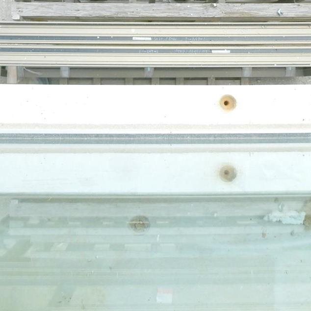 The glass railing has been glued with Sababuild® 650